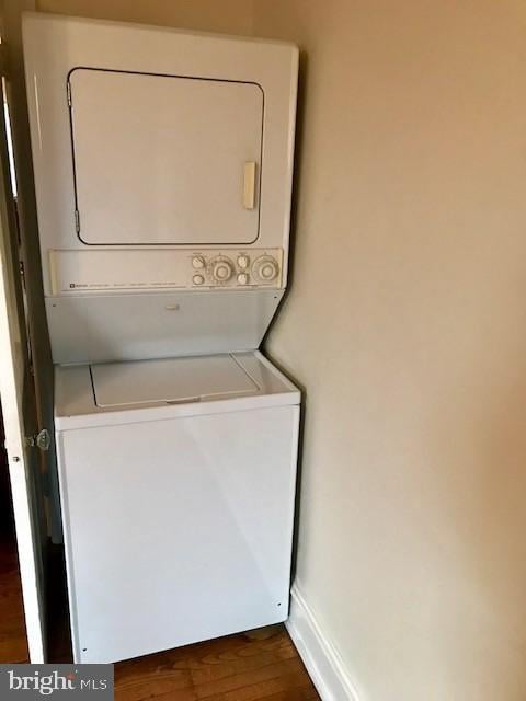 14 Cherry St unit TOP FLOOR, Darby, PA 19023 - photo 7