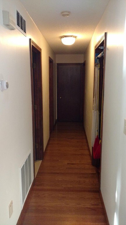 715 Jefferson St, Fall River, MA 02721 - photo 5