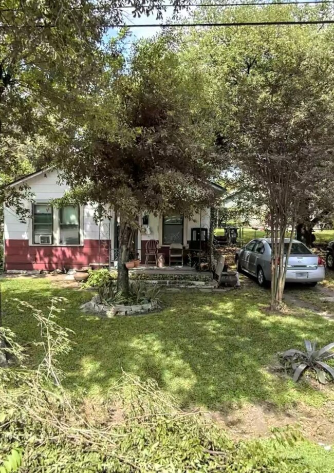 6505 Enid St, Houston, TX 77022 - photo 3