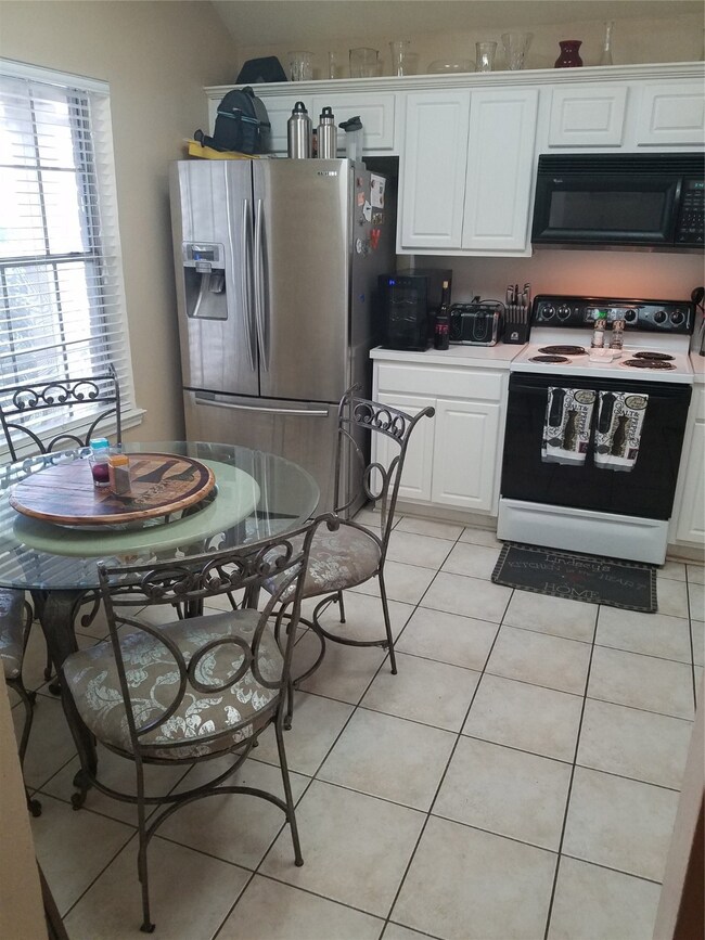 7110 Eldridge Chase Ct, Houston, TX 77041 - photo 2