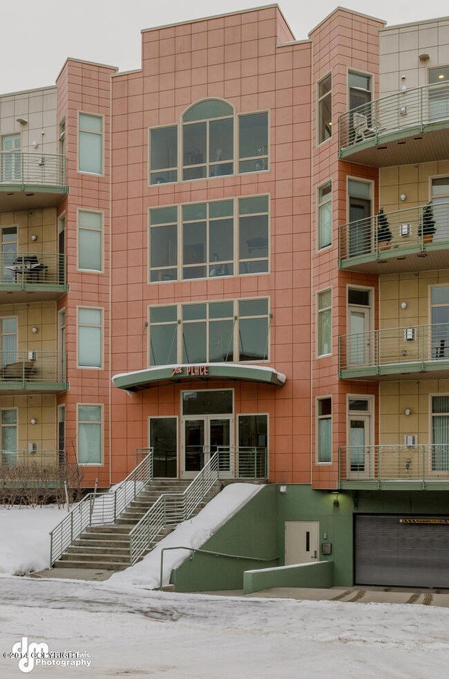222 E 7th Unit 401 Exterior