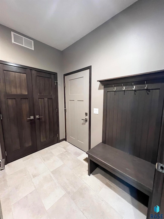 5215 E 67th St, Sioux Falls, SD 57108 - photo 7