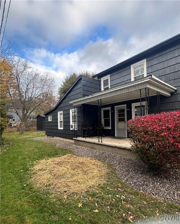 13 Frances St, Auburn, NY 13021 - photo 3