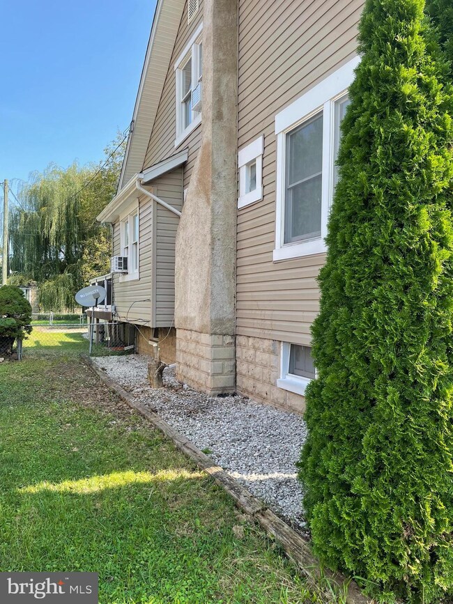 3008 Chesley Ave, Parkville, MD 21234 - photo 7