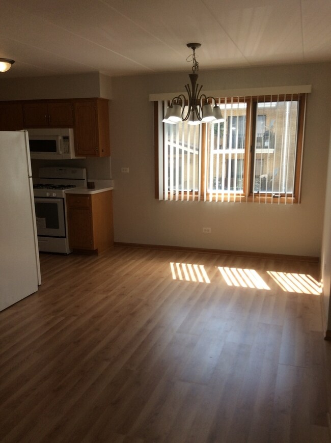 7820 W 87th Place unit 2N, Bridgeview, IL 60455 - photo 7