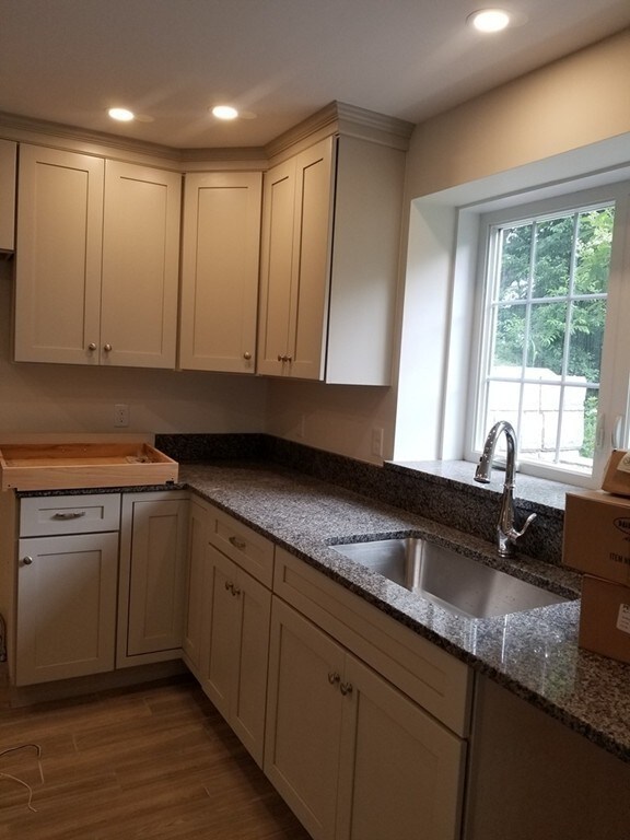 17 Roxbury Dr, Littleton, MA 01460 - photo 6