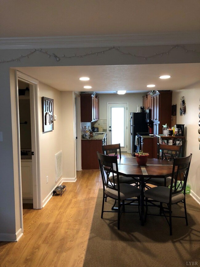 157 Old Tavern Cir, Lynchburg, VA 24501 - photo 5