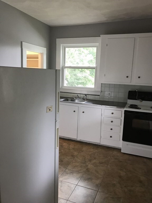 29 Conant St unit 2, Danvers, MA 01923 - photo 7