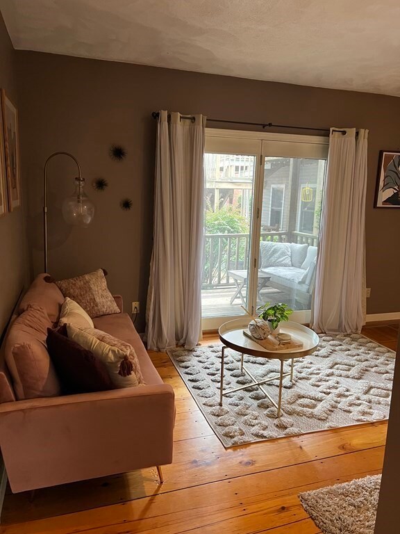 5 Mall St unit 1, Salem, MA 01970 - photo 2