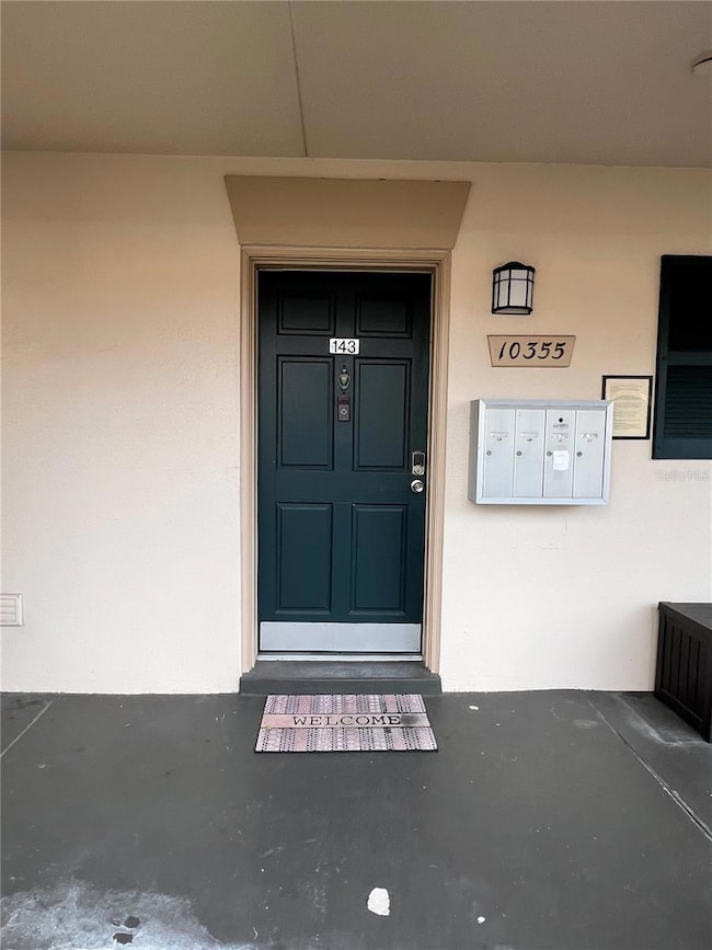 10355 Carrollwood Ln unit 143, Tampa, FL 33618 - photo 2