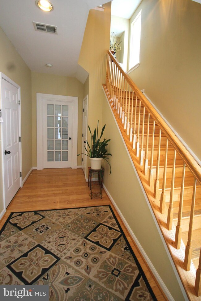 6611 Parville Loop, Gainesville, VA 20155 - photo 2