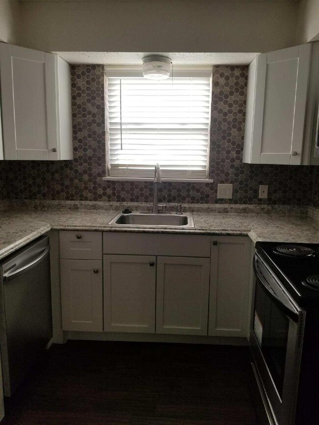 6494 Central Ave, North Richland Hills, TX 76182 - photo 2