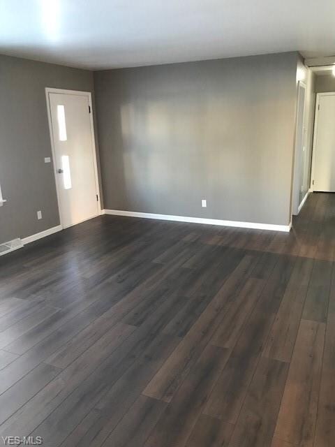 606 Cedar Dr, Cortland, OH 44410 - photo 3