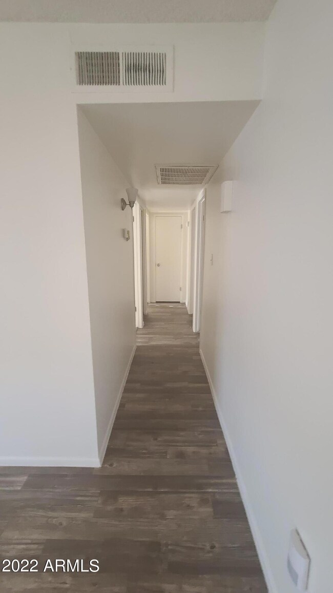 1843 N 46th Ave, Phoenix, AZ 85035 - photo 7