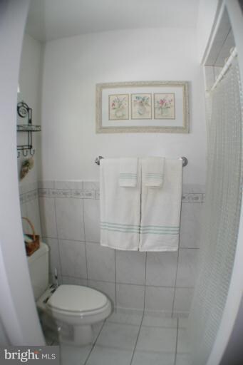 1021 Green Hill Farm Rd, Reisterstown, MD 21136 - photo 2