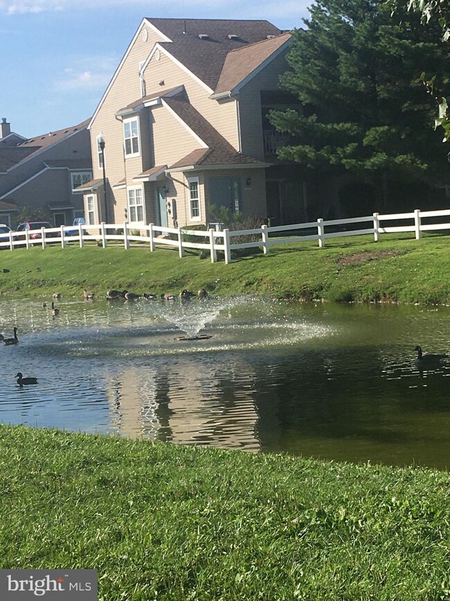 2204 Tanglewood Ct unit 2204, Sewell, NJ 08080 - photo 4