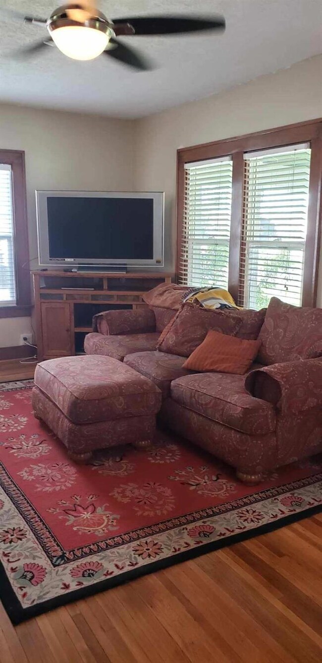 2308 Flemming Rd, Middletown, OH 45042 - photo 2