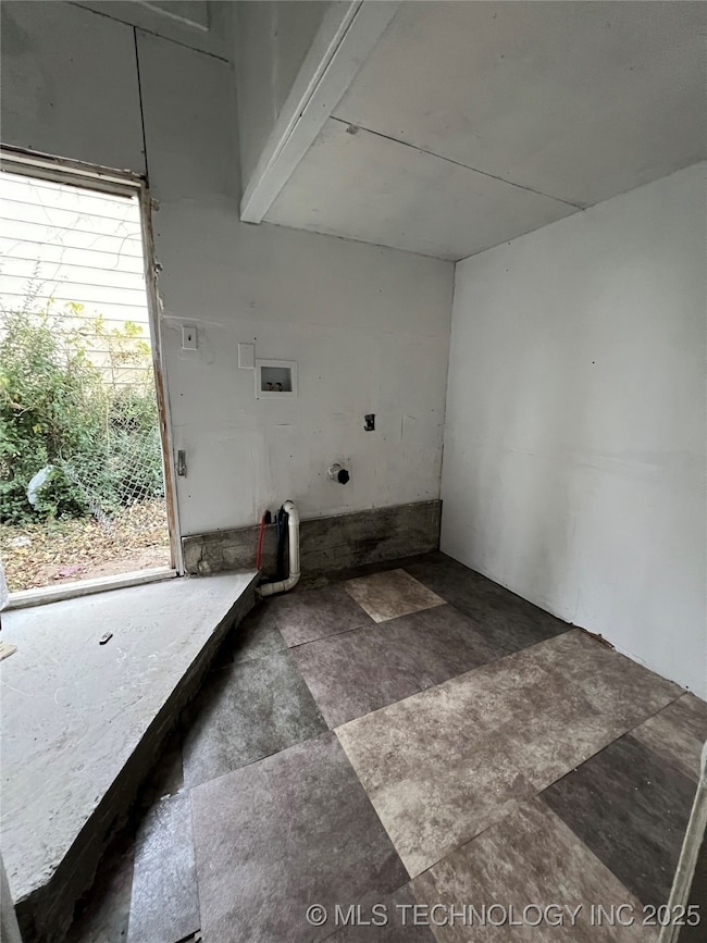 4324 N Garrison Place, Tulsa, OK 74106 - photo 7