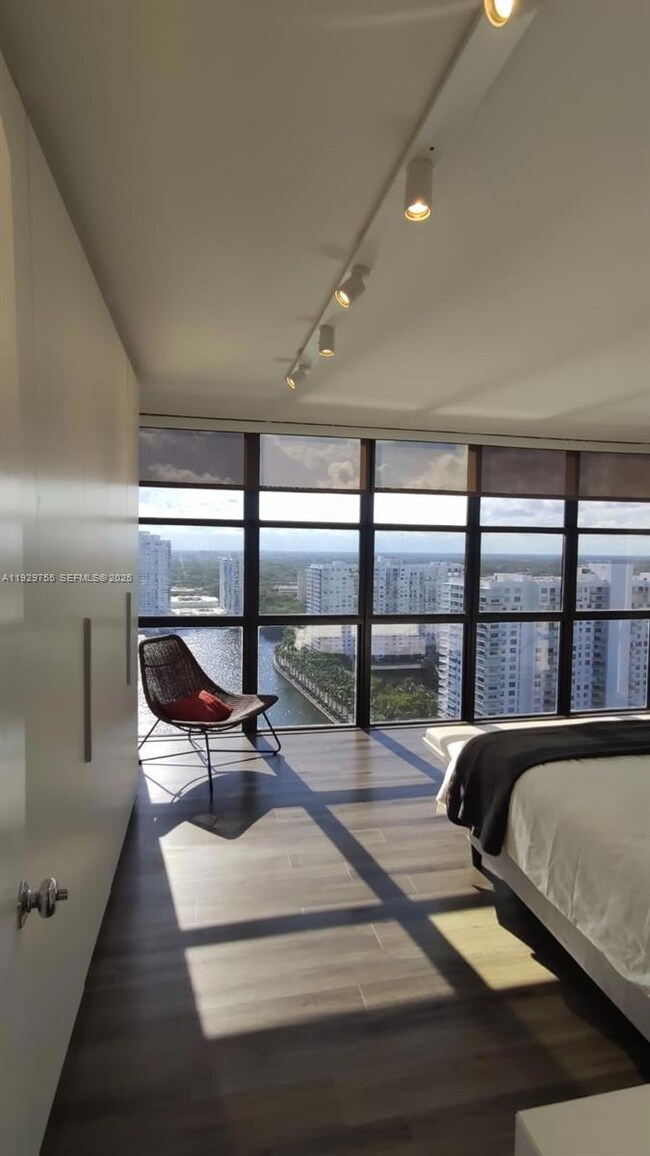 Tower at Biscayne Cove unit 2710, Aventura, FL 33160 - photo 4