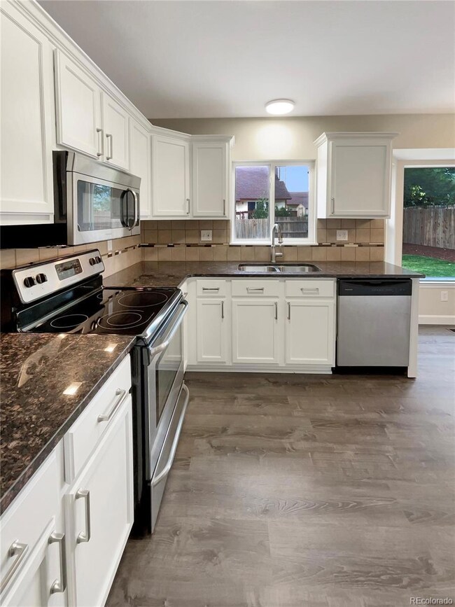 21358 E Ida Ave, Centennial, CO 80015 - photo 2