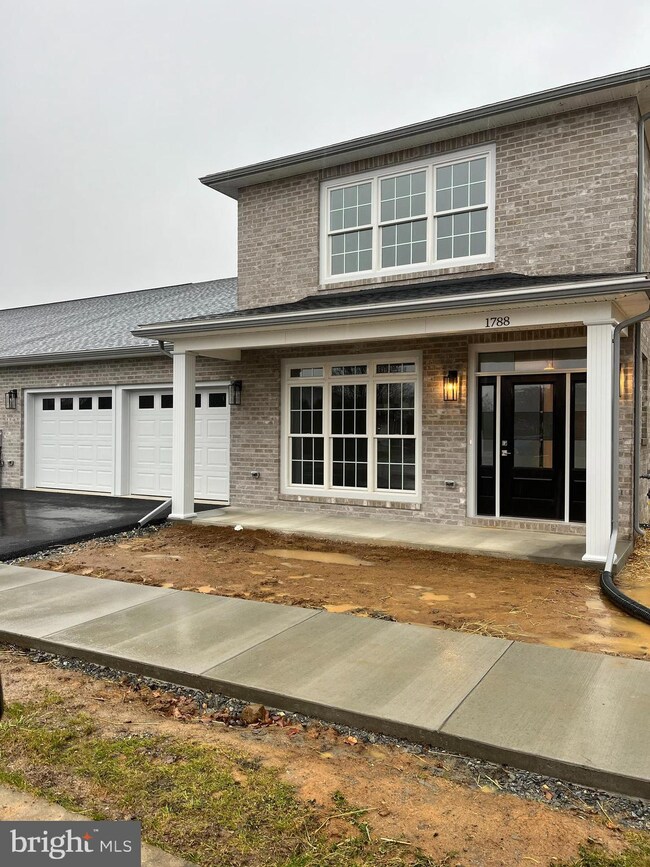 1788 Meridian Dr, Hagerstown, MD 21742 - photo 2