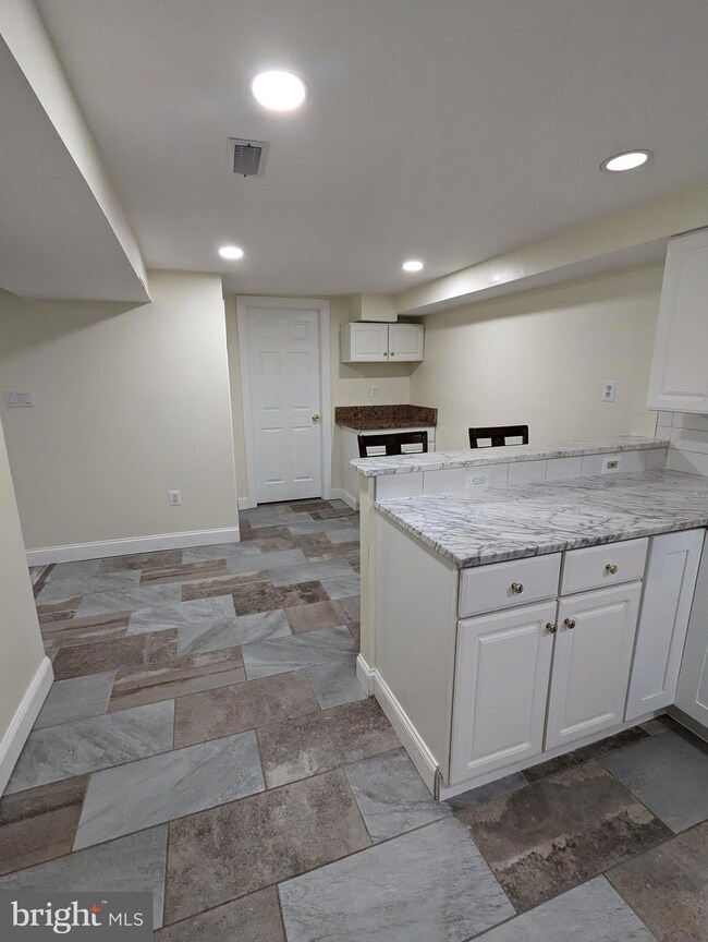 2410 Darrow St, Silver Spring, MD 20902 - photo 5