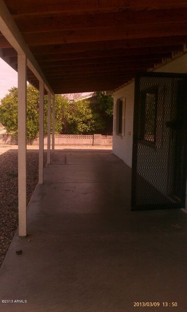 11223 W ELK COVER FRONT PORCH