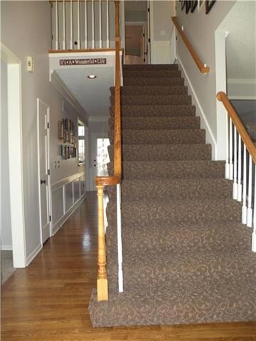 8021 Lichtenauer Dr, Lenexa, KS 66219 - photo 3