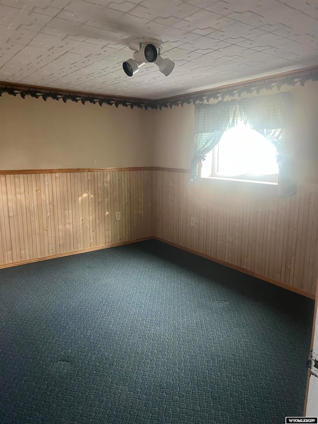 715 Emerald St, Kemmerer, WY 83101 - photo 7