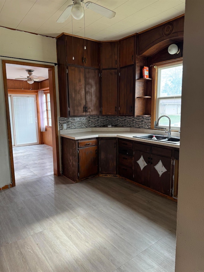 618 State St, Dysart, IA 52224 - photo 7