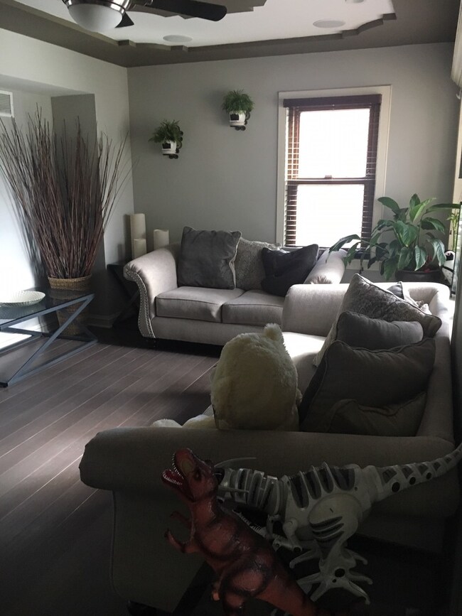 5420 W Hawthorne Ave, Berkeley, IL 60163 - photo 6