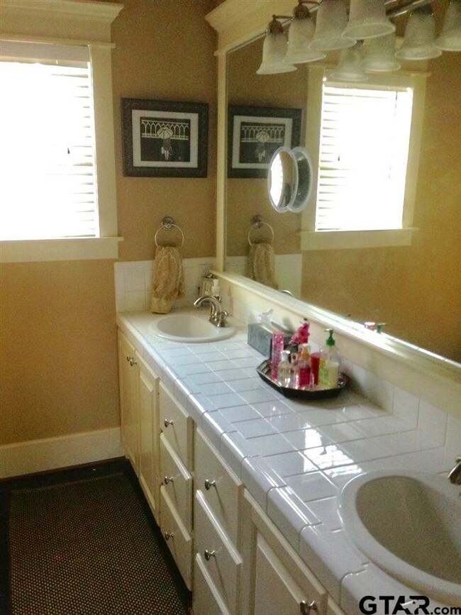 1820 1820 Sneed, Tyler, TX 75701 - photo 5