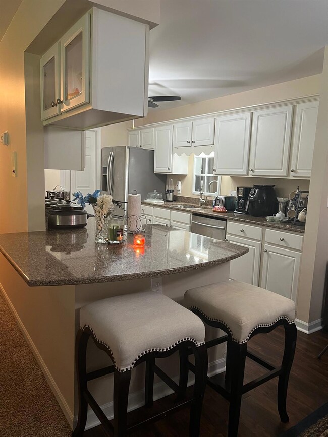 690 Hidden Oak Trail unit 2-A, Hobart, IN 46342 - photo 2