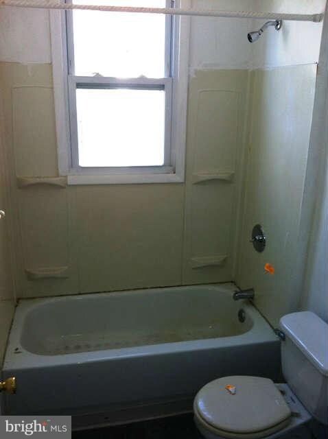 2507 Calverton Heights Ave, Baltimore, MD 21216 - photo 2