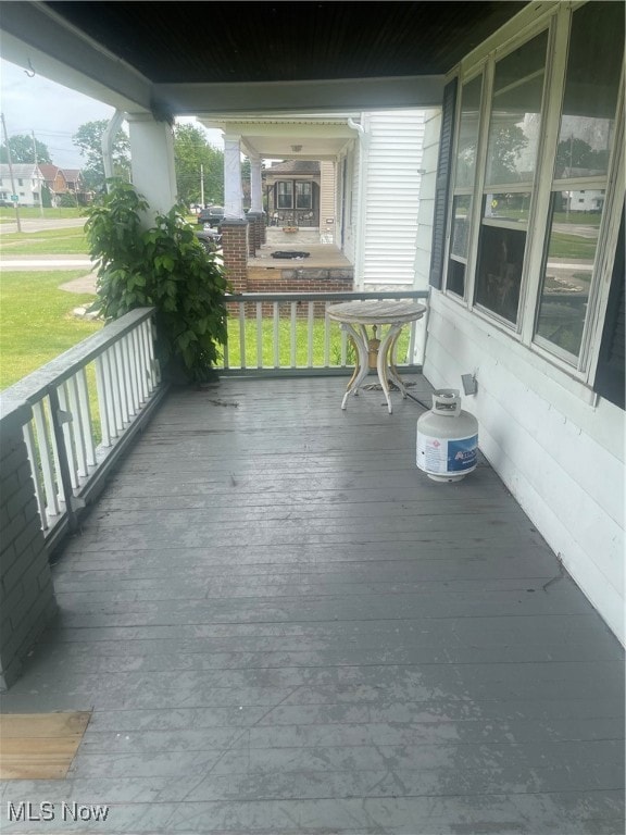 2224 E 31st St unit 2, Lorain, OH 44055 - photo 2