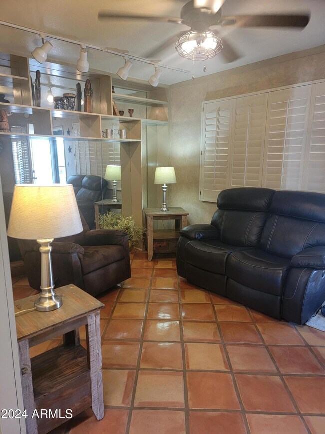 859 family room