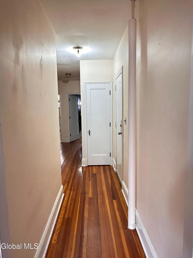 15 2nd St unit 2, Troy, NY 12180 - photo 5