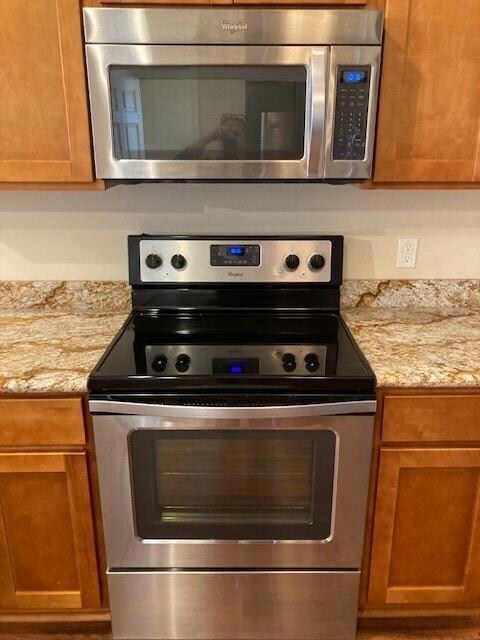 Lovely stainless steel appliances, including dishw