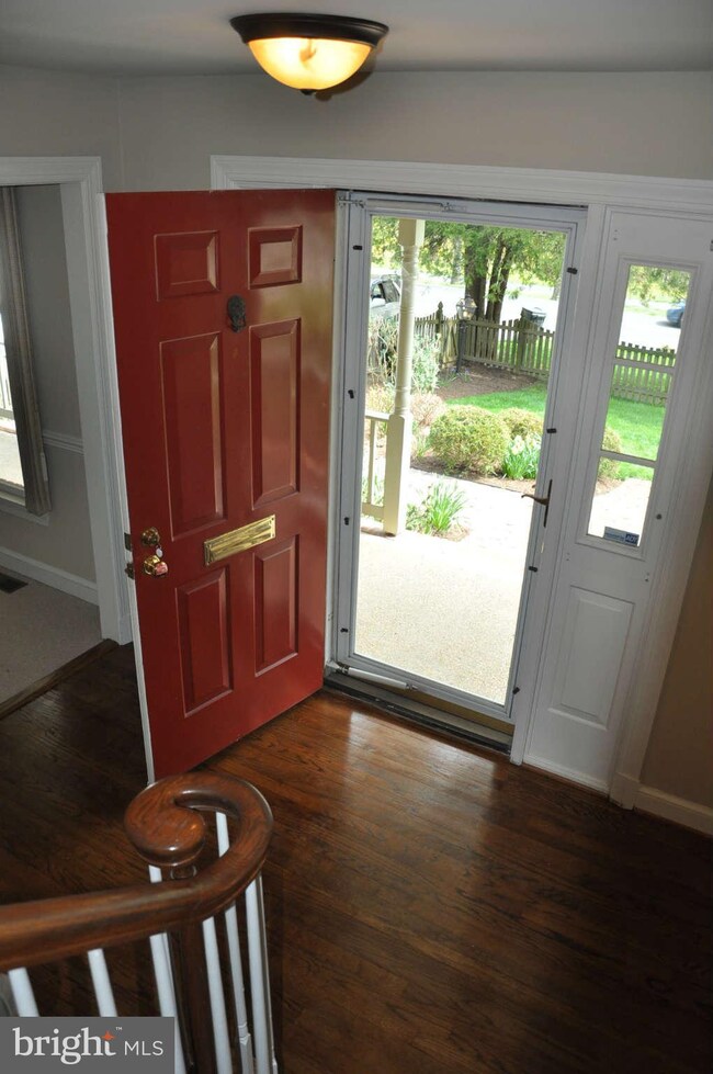 9220 Jones Mill Rd, Chevy Chase, MD 20815 - photo 6