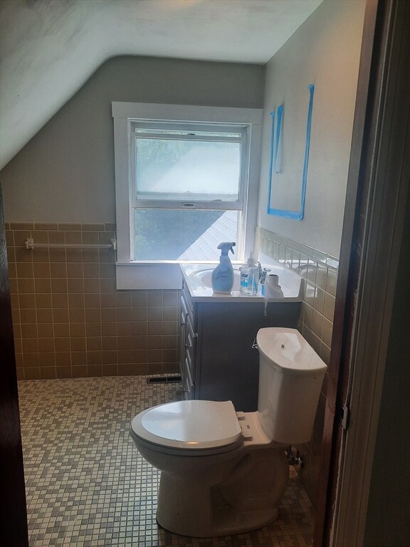 1444 Hanover St unit 2, Hanover, MA 02339 - photo 4