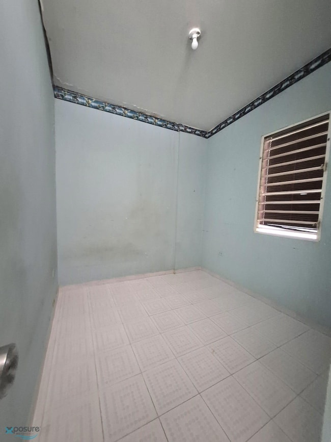 #5 Bo Valenciano Abajo Juncos Pr 00777 unit 5, Juncos, PR 00777 - photo 4