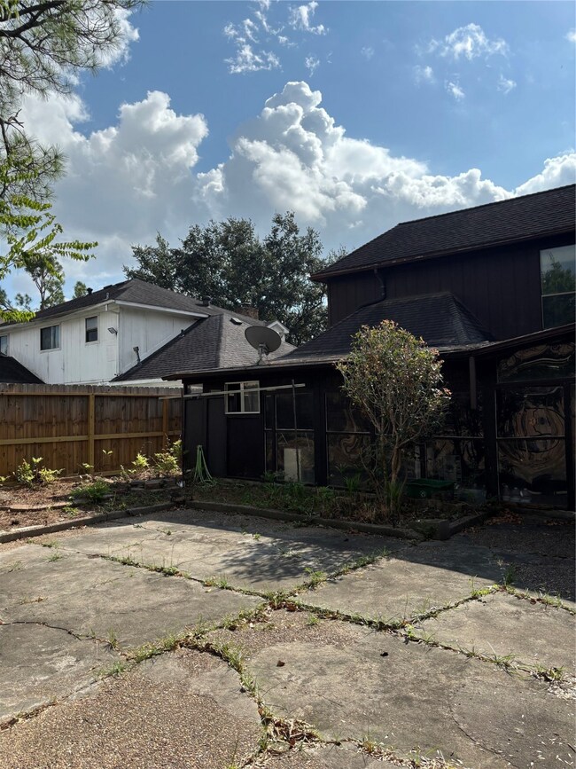 13042 Richmond Ave, Houston, TX 77082 - photo 6