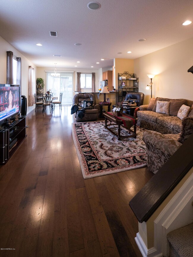 2305 Red Moon Dr, Jacksonville, FL 32216 - photo 6