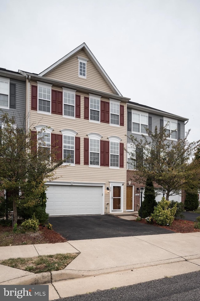 2361 Battery Hill Cir, Woodbridge, VA 22191 - photo 2