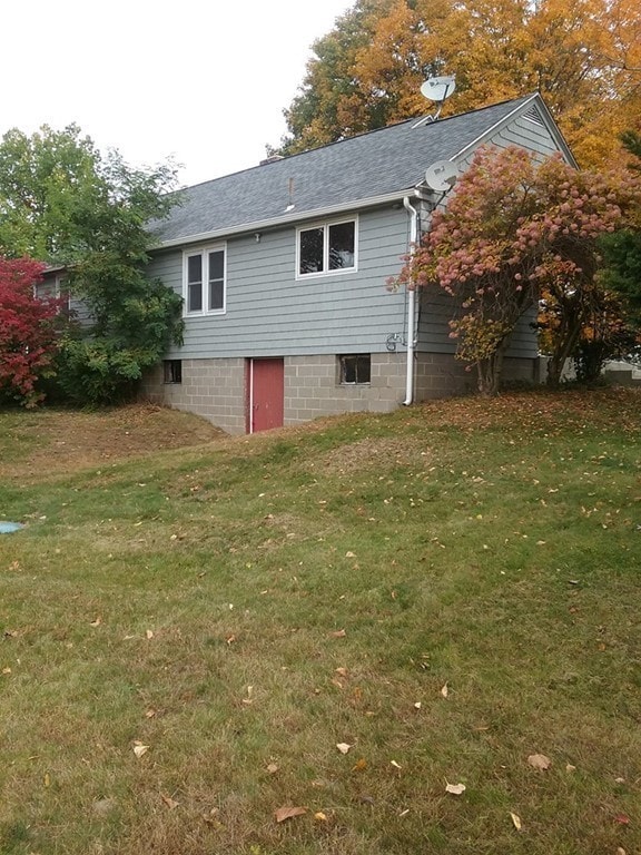 54 S Mill River Rd, South Deerfield, MA 01373 - photo 4