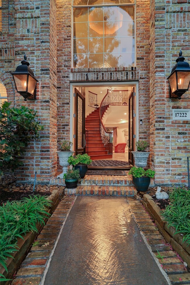 17222 Crescent Canyon Dr, Houston, TX 77095 - photo 2