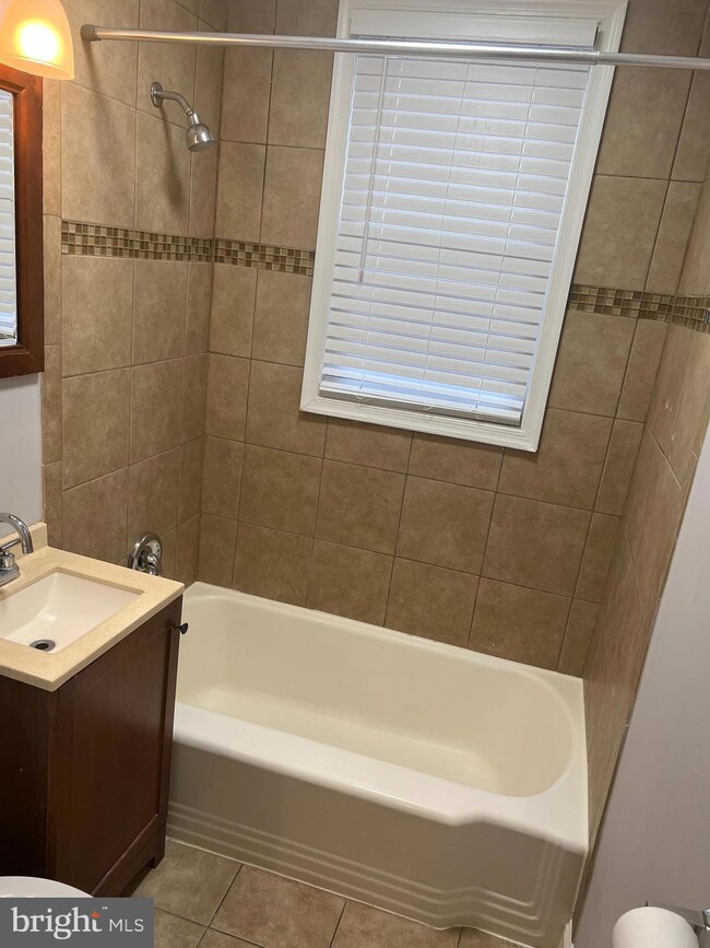 4205 Eads St NE, Washington, DC 20019 - photo 6