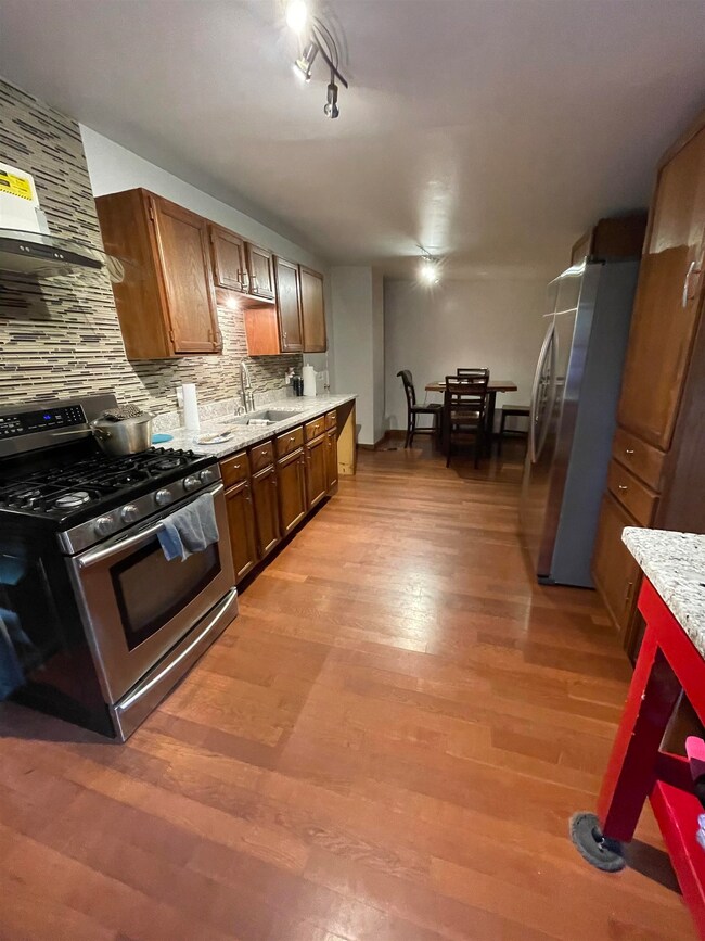 75 Warren St, Barre, VT 05641 - photo 5