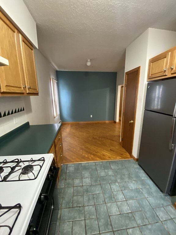 12 Orchard St unit 1, Fall River, MA 02723 - photo 2