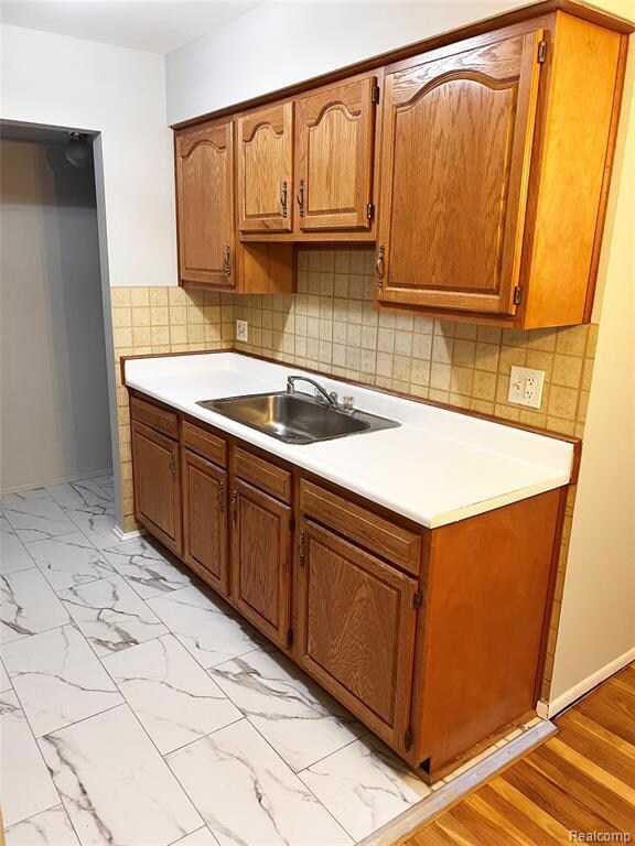 25843 Salem St unit 48, Roseville, MI 48066 - photo 7